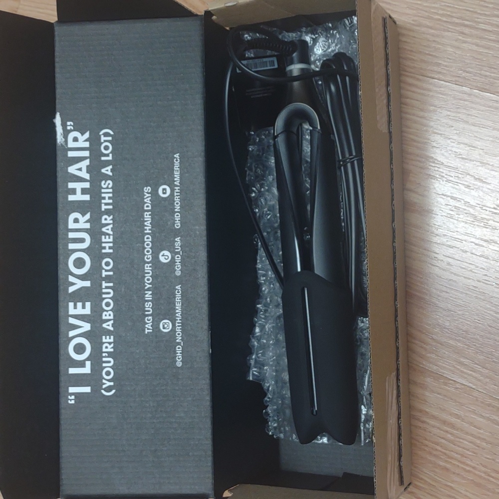 GHD Chronos flat iron